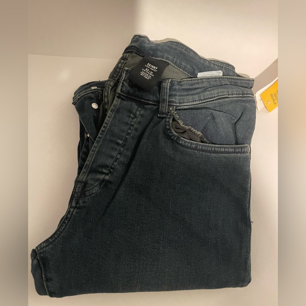 H&M Skinny Jeans Sz 32/32 NWT